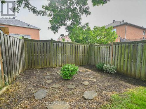 928 Golden Farmer Way, Mississauga (Meadowvale Village), ON - Outdoor