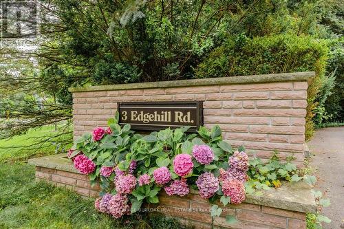 3 Edgehill Road, Toronto (Edenbridge-Humber Valley), ON - Outdoor