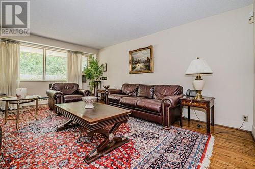 3 Edgehill Road, Toronto (Edenbridge-Humber Valley), ON - Indoor Photo Showing Living Room