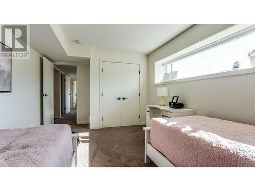 8935 Kalamalka Road, Coldstream, BC - Indoor Photo Showing Bedroom