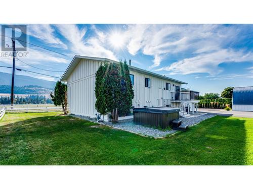 8935 Kalamalka Road, Coldstream, BC - Outdoor