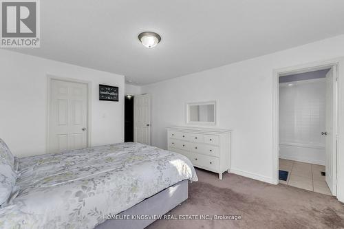 58 Weaver Terrace, New Tecumseth, ON - Indoor Photo Showing Bedroom