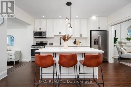 428 Victoria Park Avenue, Toronto (East End-Danforth), ON - Indoor Photo Showing Kitchen With Stainless Steel Kitchen With Upgraded Kitchen