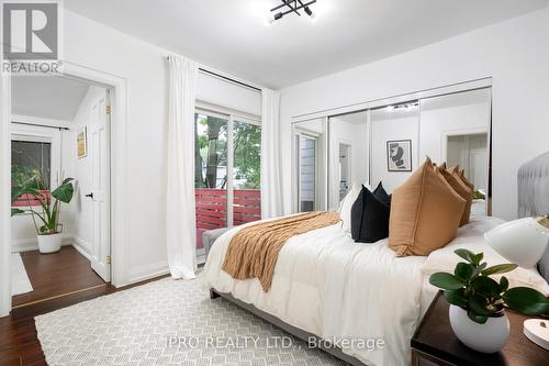 428 Victoria Park Avenue, Toronto (East End-Danforth), ON - Indoor Photo Showing Bedroom