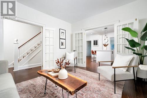 428 Victoria Park Avenue, Toronto (East End-Danforth), ON - Indoor Photo Showing Living Room