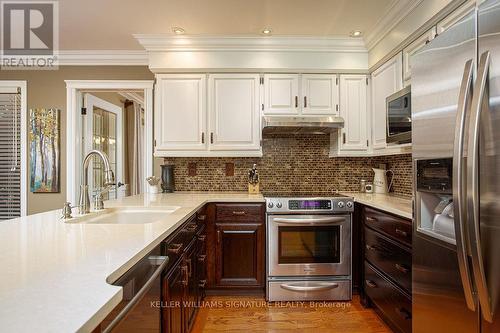 1380 Old English Lane, Oakville (Glen Abbey), ON - Indoor Photo Showing Kitchen With Double Sink With Upgraded Kitchen