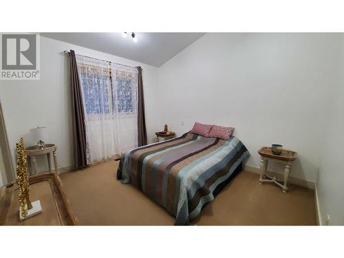 1561 Tower Ranch Boulevard, Kelowna, BC - Indoor Photo Showing Bedroom