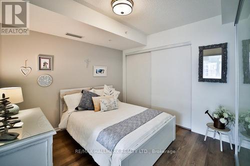 711 - 68 Abell Street, Toronto (Little Portugal), ON - Indoor Photo Showing Bedroom