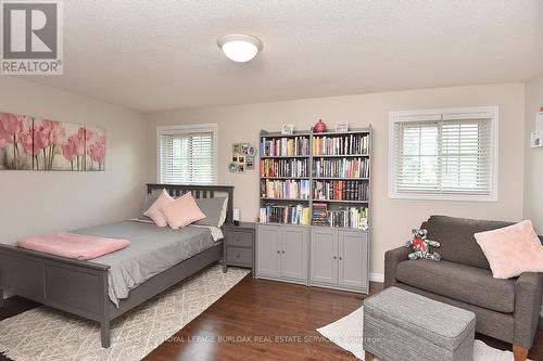 94 Grindstone Way, Hamilton (Waterdown), ON - Indoor Photo Showing Bedroom