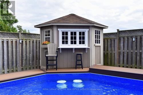 94 Grindstone Way, Hamilton (Waterdown), ON - Outdoor With In Ground Pool With Exterior