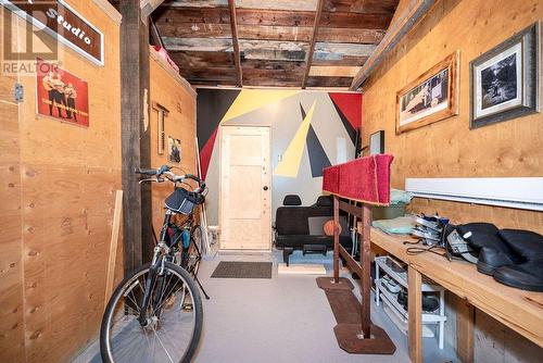 Heated den/man cave. - 29 Bonnechere Street E, Eganville, ON - Indoor