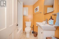 4 pce bathroom/ensuite upstairs, updated 2018 - 