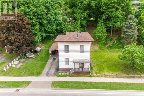 Carport and paved driveway - 29 Bonnechere Street E, Eganville, ON - Outdoor