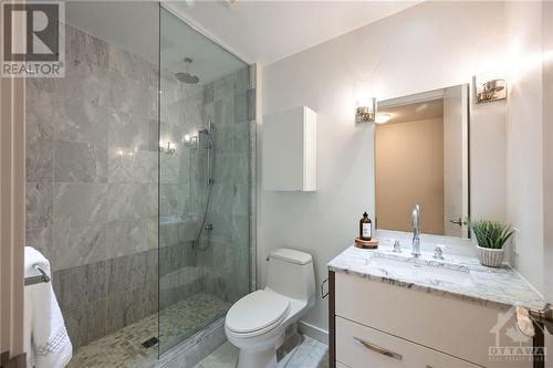 111 Champagne Avenue S Unit#1003, Ottawa, ON - Indoor Photo Showing Bathroom