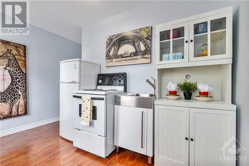 This is the kitchenette in the second unit-guestroom in the home. - 160 Birch Avenue, Carleton Place, ON - Indoor Photo Showing Kitchen