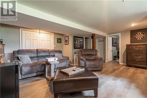 6804 Page Drive, Cornwall, ON - Indoor Photo Showing Living Room