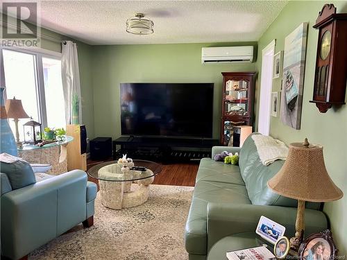 1326 Tobique Road, Drummond, NB - Indoor Photo Showing Living Room