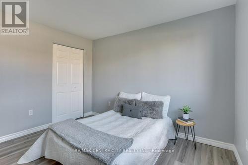 105 - 1100 Jalna Boulevard, London, ON - Indoor Photo Showing Bedroom