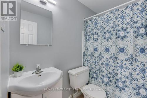 105 - 1100 Jalna Boulevard, London, ON - Indoor Photo Showing Bathroom