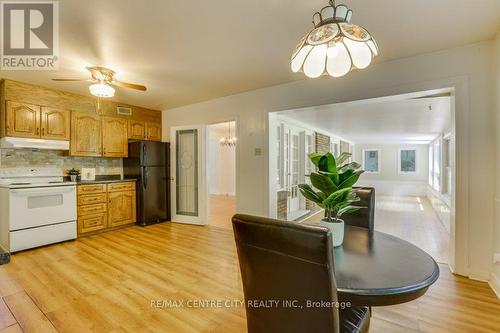 420 Riverside Drive, London, ON - Indoor Photo Showing Kitchen