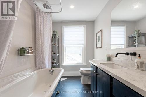 126 Wilson Avenue, London, ON - Indoor Photo Showing Bathroom