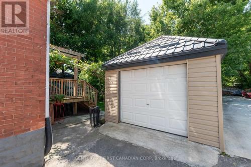 126 Wilson Avenue, London, ON - Outdoor With Exterior