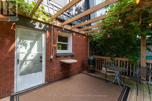 126 Wilson Avenue, London, ON - Outdoor With Exterior