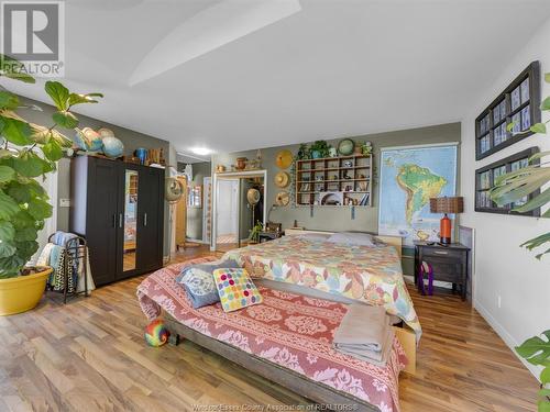 1255 Oxford, Kingsville, ON - Indoor Photo Showing Bedroom