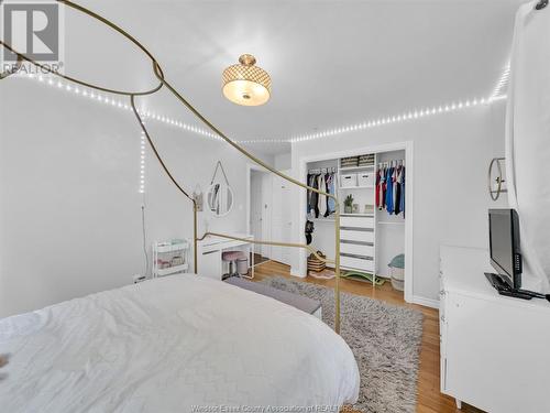 1255 Oxford, Kingsville, ON - Indoor Photo Showing Bedroom