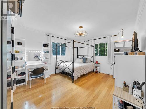 1255 Oxford, Kingsville, ON - Indoor Photo Showing Bedroom