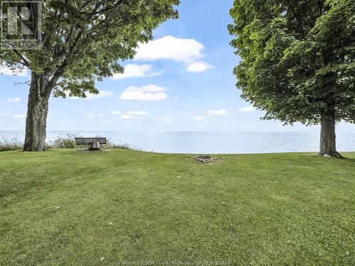 1255 Oxford, Kingsville, ON - Outdoor With View