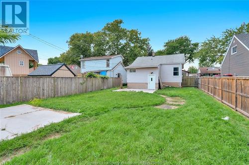 1206 Mckay Avenue, Windsor, ON - Outdoor With Backyard