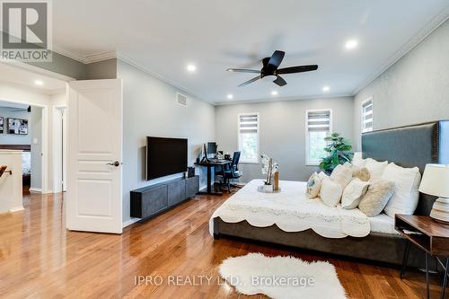 2216 Blue Oak Circle, Oakville (West Oak Trails), ON - Indoor Photo Showing Bedroom