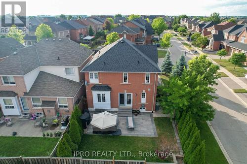 2216 Blue Oak Circle, Oakville (West Oak Trails), ON - Outdoor