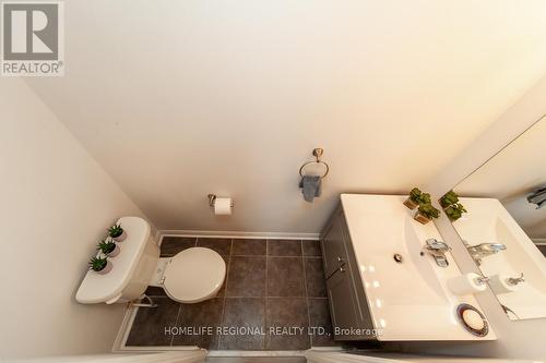 428 - 12 Douro Street, Toronto (Niagara), ON - Indoor Photo Showing Bathroom