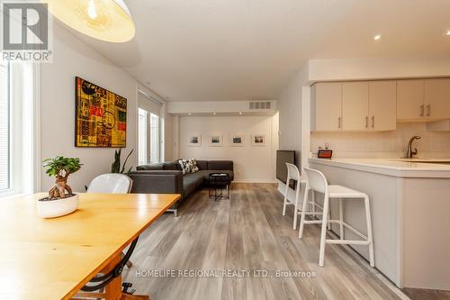 428 - 12 Douro Street, Toronto (Niagara), ON - Indoor