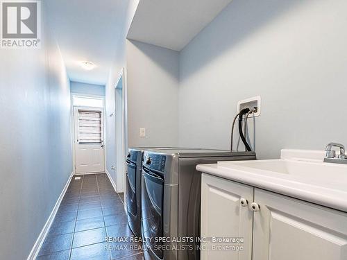 13 Kempsford Crescent, Brampton, ON - Indoor Photo Showing Laundry Room