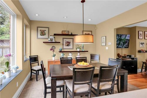 66 Yates Street, St. Catharines, ON - Indoor Photo Showing Dining Room