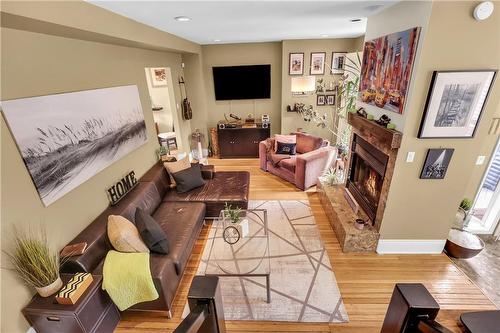 66 Yates Street, St. Catharines, ON - Indoor Photo Showing Living Room With Fireplace