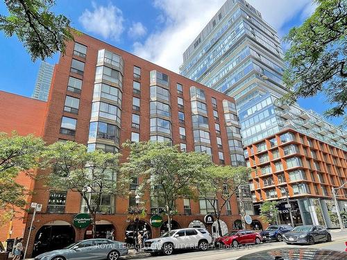 607-30 Church St, Toronto, ON - Outdoor With Facade