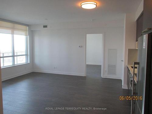 2703-36 Park Lawn Rd, Toronto, ON - Indoor Photo Showing Other Room