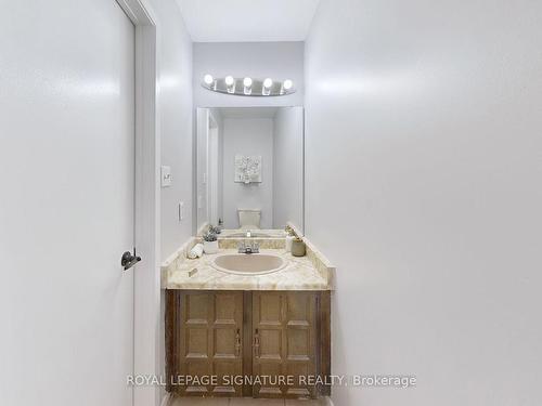 2420 Coppersmith Crt, Mississauga, ON -  Photo Showing Bathroom