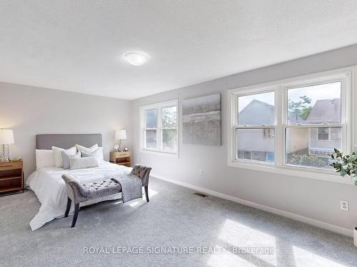 2420 Coppersmith Crt, Mississauga, ON - Indoor Photo Showing Bedroom