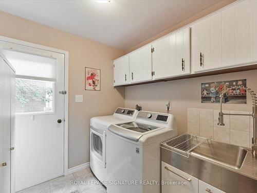 4128 Powderhorn Cres, Mississauga, ON - Indoor Photo Showing Laundry Room