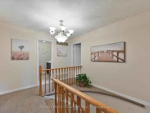 4128 Powderhorn Cres, Mississauga, ON - Indoor Photo Showing Other Room