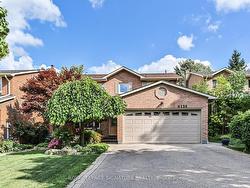 4128 Powderhorn Cres  Mississauga, ON L5L 3B9