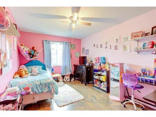 176 Berkshire Dr, Wellington North, ON - Indoor Photo Showing Bedroom