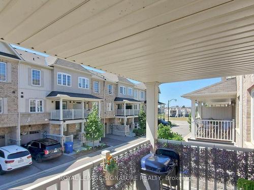 13-88 Decorso Dr, Guelph, ON - Outdoor