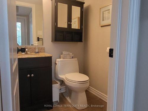 2 Carnoustie Lane, Georgian Bay, ON - Indoor Photo Showing Bathroom