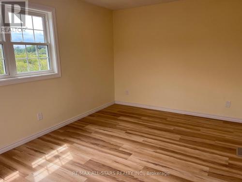 1320 Fenel Road, Kawartha Lakes, ON - Indoor Photo Showing Other Room